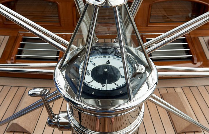 yacht-interieur-pinterius6 